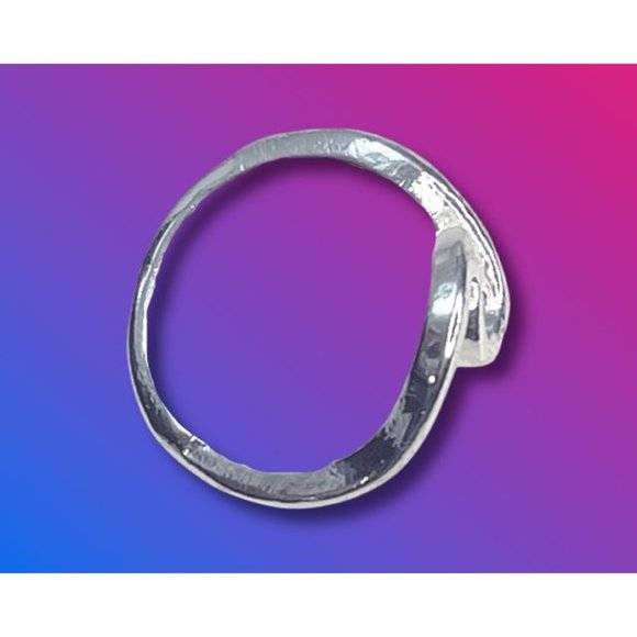 1/4 CT CZ Silver Crossover Open-Space Ring Size 7.5 with Bonus Free Silver Wave - Picture 8 of 13